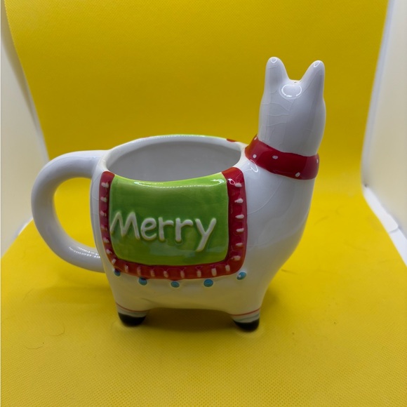 Merry Llama 3D Coffee Mug - Picture 3 of 7